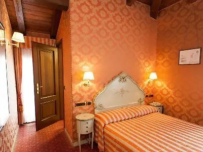 Lux Hotel Venise