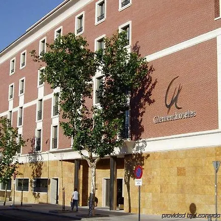 Lux Hotell