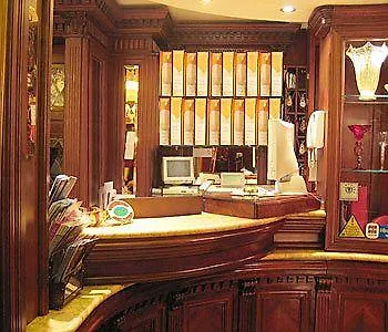 Lux Hotel