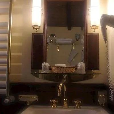 Hotel Lux Venice